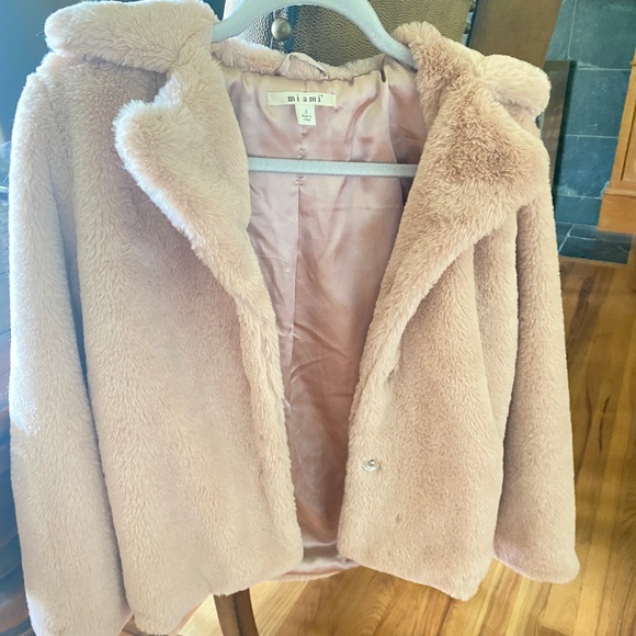 Womens small fluffy pink jacket brand new great quality - Picture 2 of 2